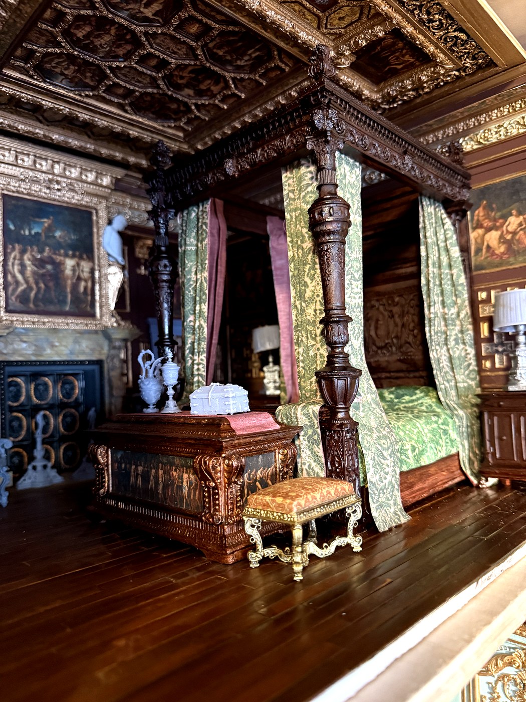 Northern Renaissance carved four-poster state bed — 1:12 scale miniature furniture Chambord Collection